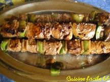 Brochettes de filet de buf marinade au vin rouge