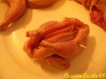 Cailles farcies aux figues et au thym frais