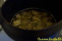 Grattons et graisse de canard (préparation du canard gras)