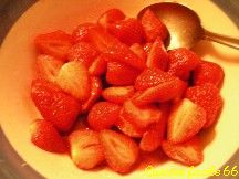 Salade de fraises au vin rouge