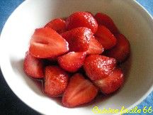 Salade de fraises au vin rouge