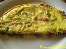 Omelette aux courgettes et lardons