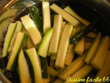 Salade de Torti au thon et courgettes au Pesto vert