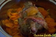 Pigeon en cocotte au miel et aux carottes