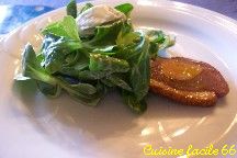 Salade de mche, sauce roquefort et sa tranche de magret farcie au foie gras