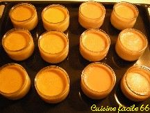 Petits pots de crème onctueuse à la vanille