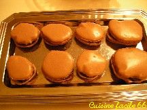 Macarons au chocolat amer, ganache au chocolat