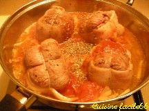 Paupiettes de veau aux olives, sauce tomate