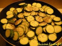 Courgettes sautées à l'ail et à l'origan