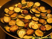 Courgettes sautées à l'ail et à l'origan