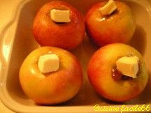 Pommes au four à l'abricot et gingembre