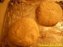 Pain à la levure de boulangerie (2 boules de 380 gr)