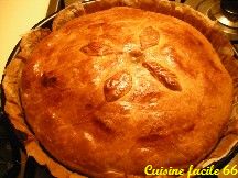 Tourte d'épaule de porc rôti à l'os, et cèpes