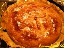 Tourte d'épaule de porc rôti à l'os, et cèpes