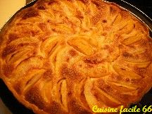 Tarte aux pêches jaunes, crème légère aux amandes