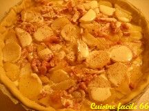 Tarte pommes de terre, lardons, oignons, fromage façon Tartiflette