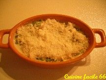 Gratin de fanes de radis, crème fraîche et parmesan