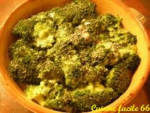 Gratin de brocolis à la crème fraîche et parmesan