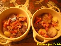 Petite cocotte de pommes de terre (rate et vitelotte) au reblochon et lardons