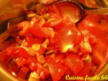 Salade de tomate, mâche et oignon nouveaux au vinaigre de Xérès