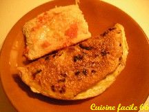 Omelettes aux oignons frits