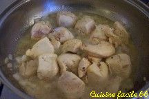 Saut de poulet aux champignons forestiers